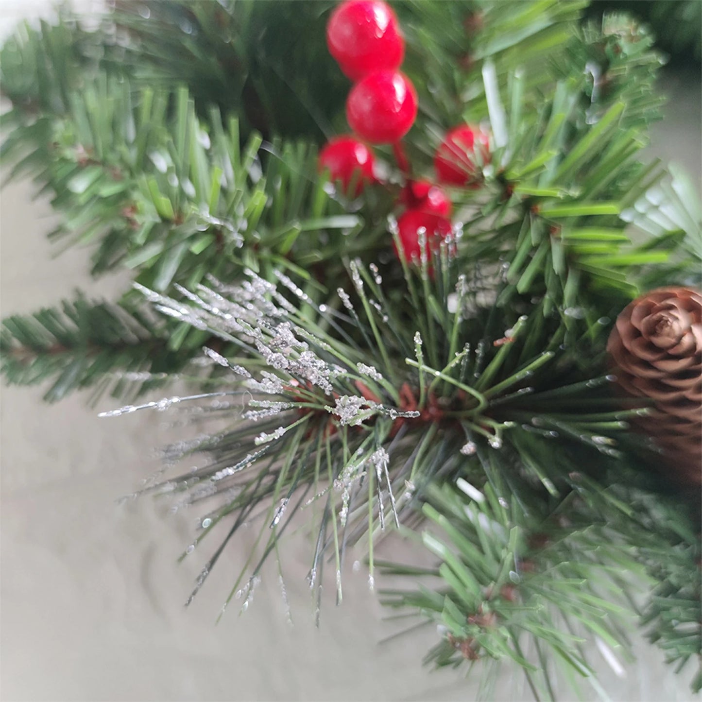 20-60cm LED Christmas Pinecone Wreath with Red Berries Artificial Xmas Wreath New Year Party DIY Decoration Add Christmas Vibe